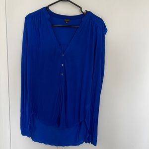 T.Babaton Henley in royal blue